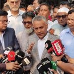 অতিরিক্ত ভাড়া নিলেই ব্যবস্থা: তেলের সংকট নিয়ে অপপ্রচার না চালানোর আহ্বান সেতুমন্ত্রীর